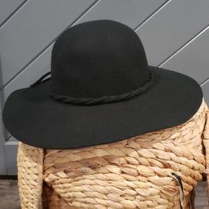 Wool hat